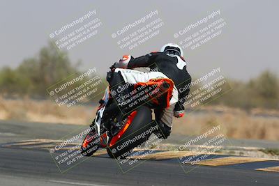 media/Mar-28-2022-Superbike Trackdays (Mon) [[b8603d0f67]]/Open Track Time/Turn 16/